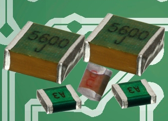 RF Capacitors for MRI Arrays and Baluns